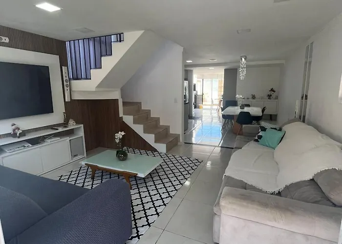 Casa Com Piscina E 3 Suites